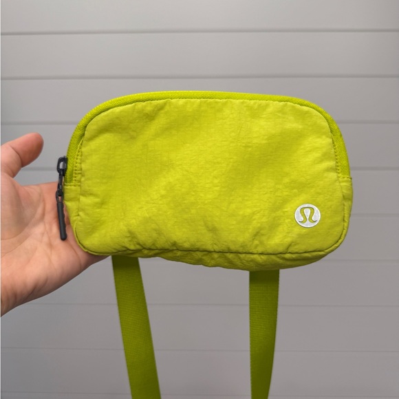 Lululemon Athletica Neon Green Mini Bag - Picture 1 of 4